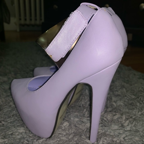 Worn Once For The 📸 - Picture 3 of 3